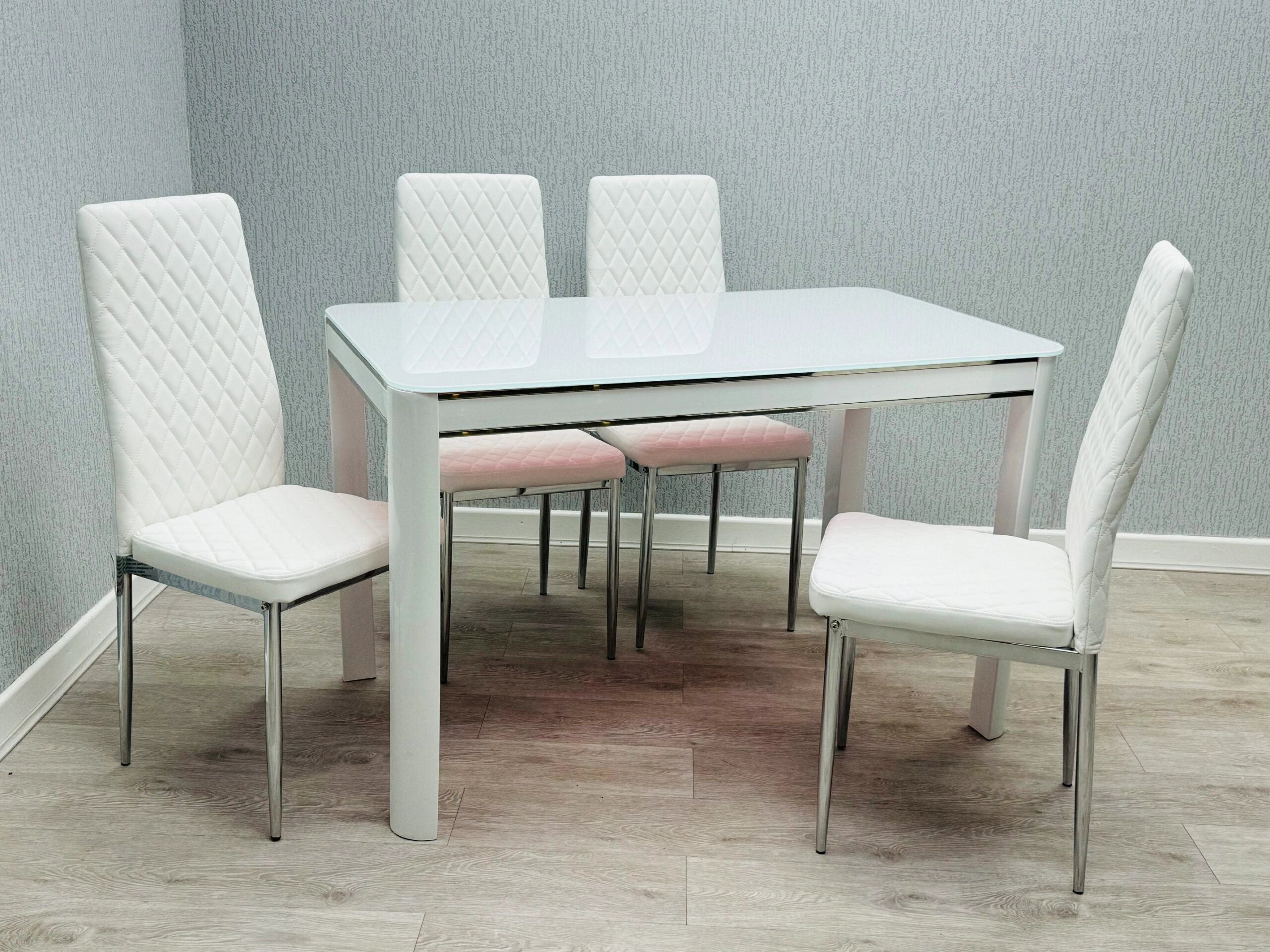 Morano Glass Dining Table with 4 California Chairs in White at Solid Furniture UK